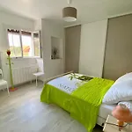 Ursuya 3 Etoiles De Plain-pied Idealement Situe
