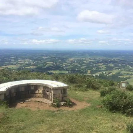 Ursuya 3 Etoiles De Plain-pied Idealement Situe * Hasparren
