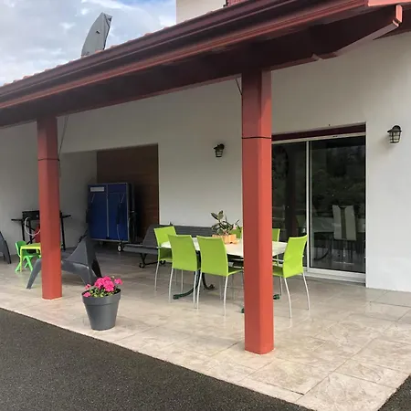 Appartement Ursuya 3 Etoiles De Plain-pied Idealement Situe