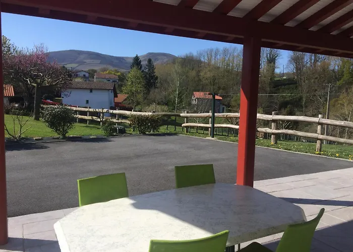 Ursuya 3 Etoiles De Plain-pied Idealement Situe *